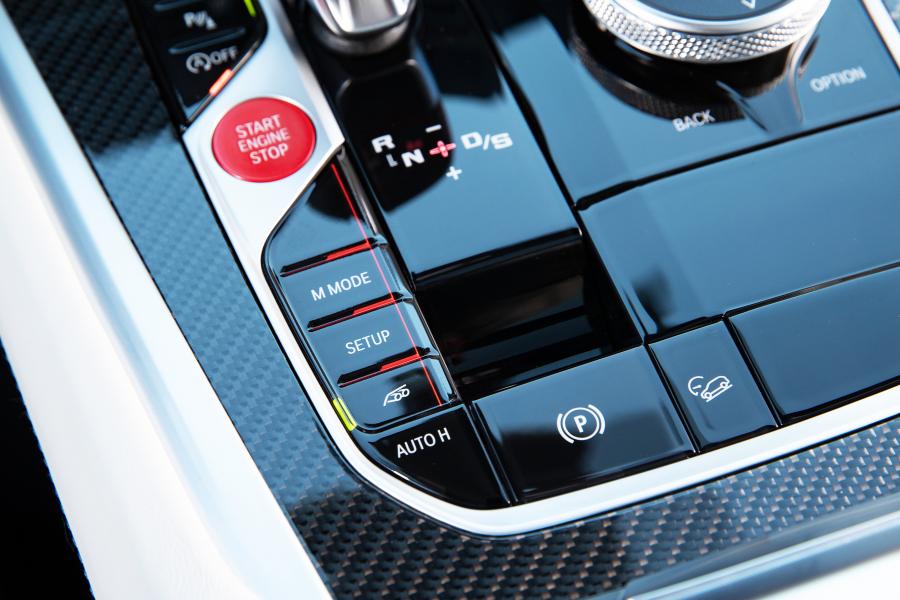 Детали интерьера BMW X6 M Competition (F96) 2020 года  (NA) (фото 127 из 146)